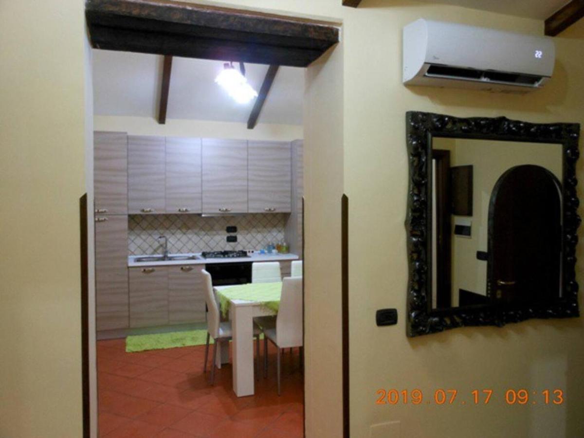 In Love: Vicoletto Dei Presepi Appartement Napels